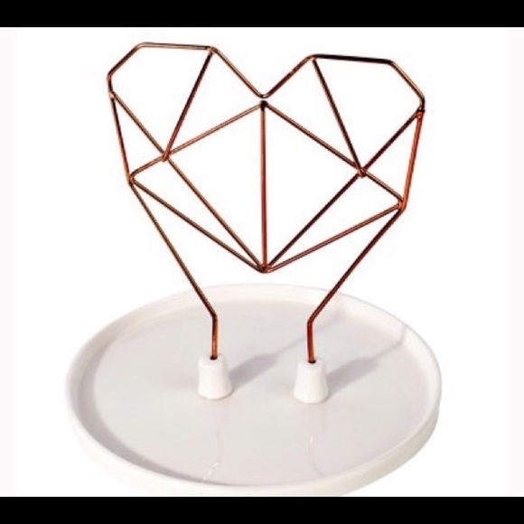 NWT IMM Rose Gold Wire Heart Jewelry Holder💛 - Picture 3 of 4